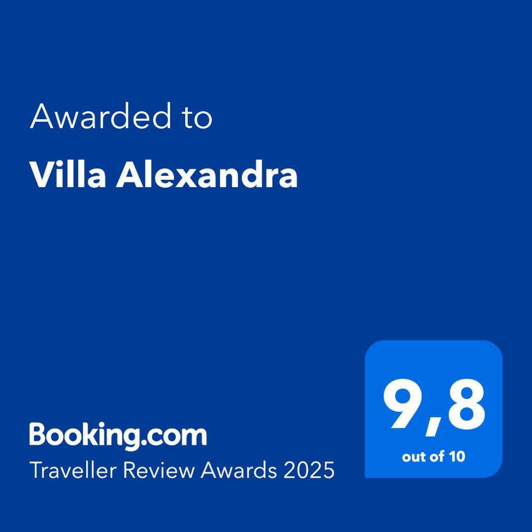 Villa Alexandra Неа Ираклия Екстериор снимка